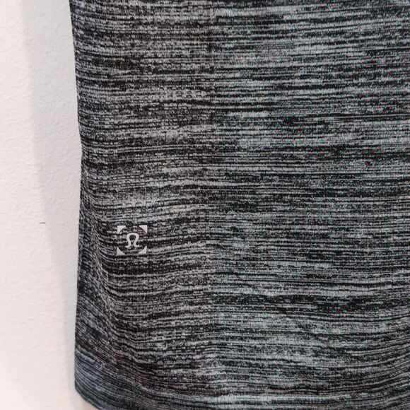 Lululemon Green Black Metal Gradient Vent Tech Short Sleeve Size Large - Picture 5 of 5